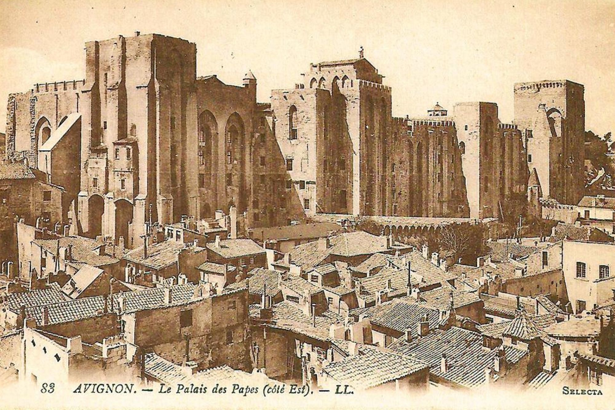 Luxury 5-star hotel - Avignon Provence - Popes' Palace