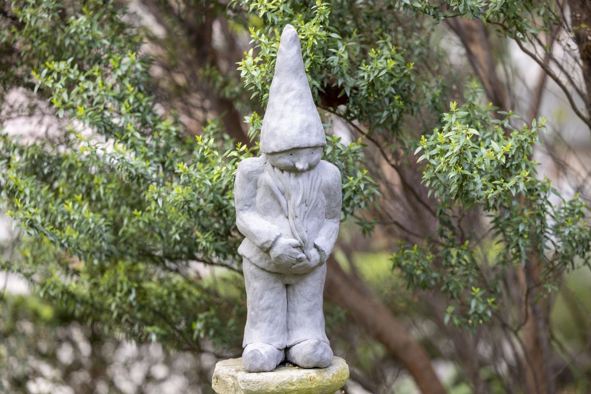 Elf figurine