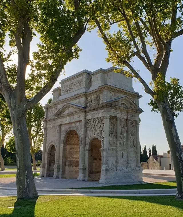Orange - Arc de Triomphe