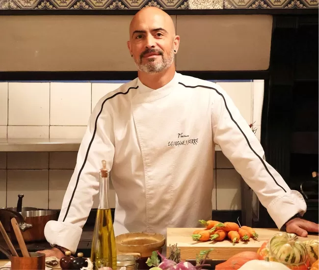 >Chef Thomas Longuesserre